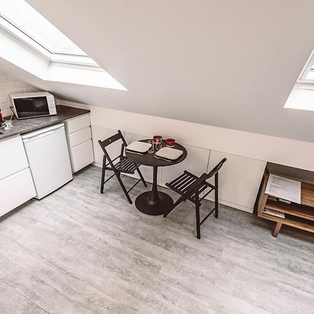 Le Coquet Logement Climatise Face A La Cathedrale - 3G Reims Ngoại thất bức ảnh