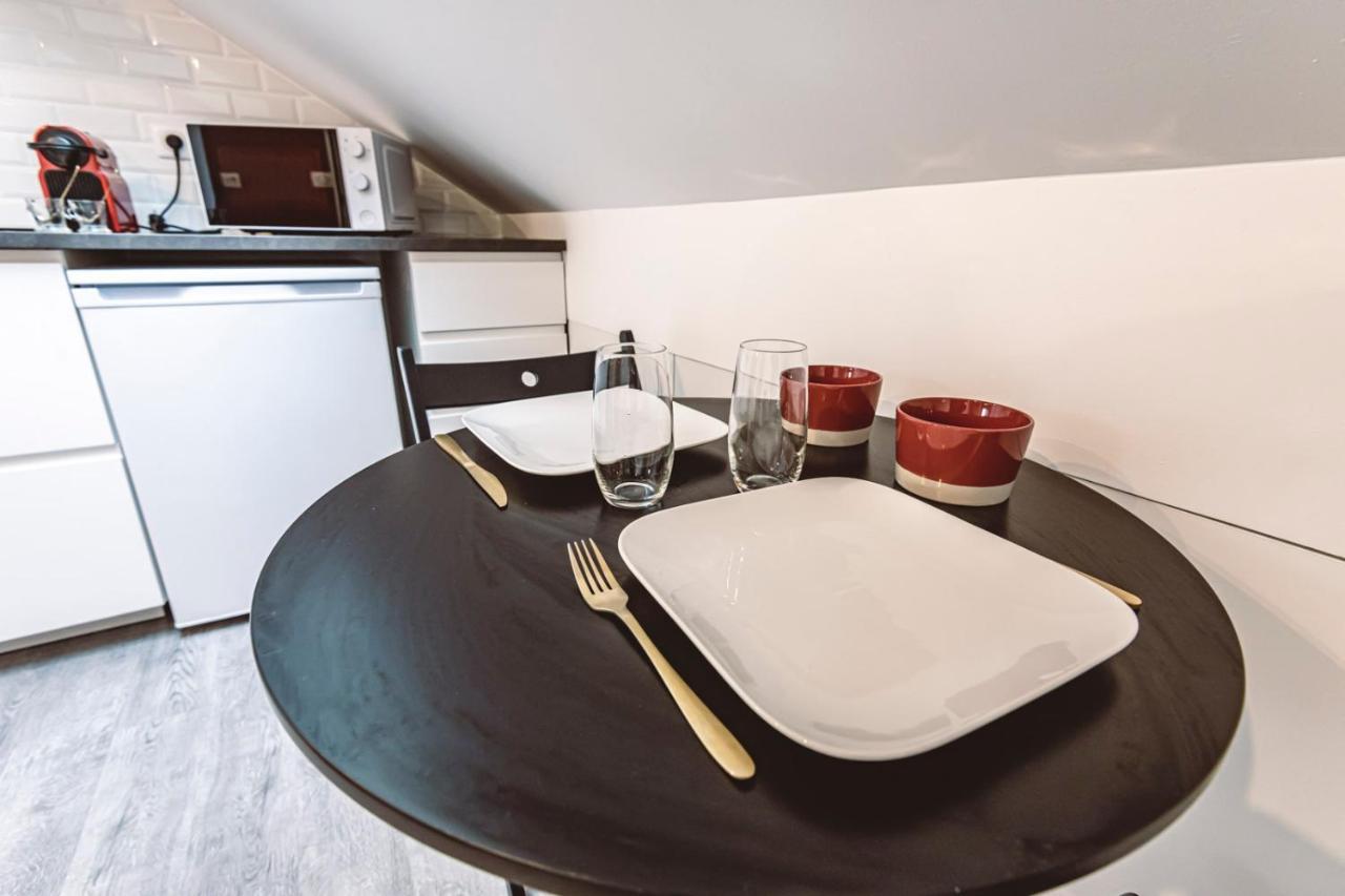 Le Coquet Logement Climatise Face A La Cathedrale - 3G Reims Ngoại thất bức ảnh