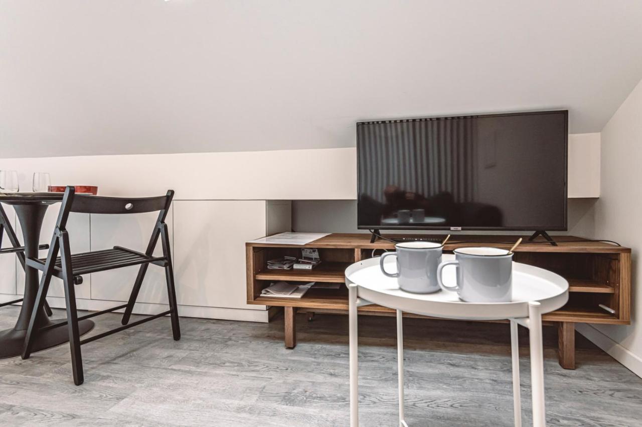 Le Coquet Logement Climatise Face A La Cathedrale - 3G Reims Ngoại thất bức ảnh