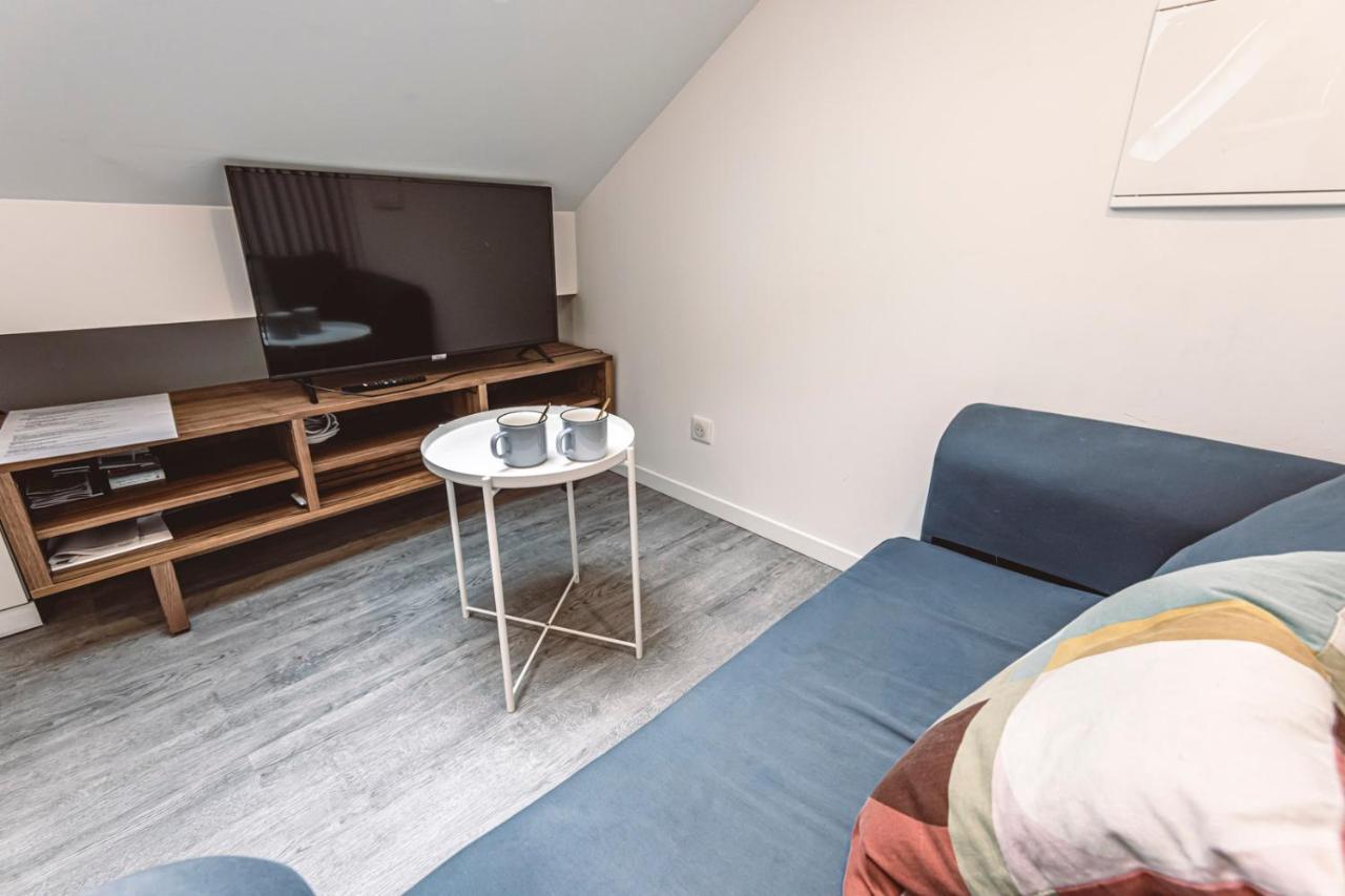 Le Coquet Logement Climatise Face A La Cathedrale - 3G Reims Ngoại thất bức ảnh